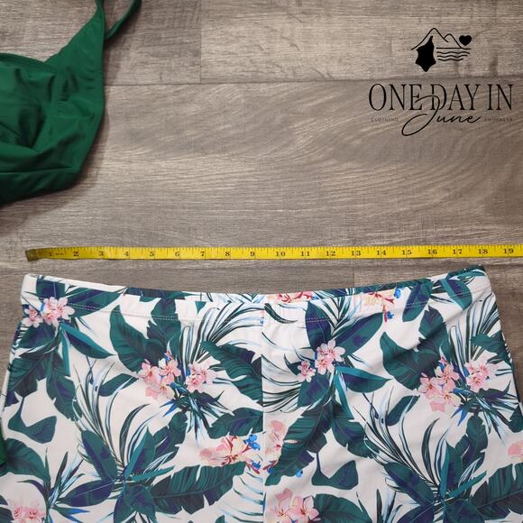 Aqua Eve Plus Size Boyshort Tankini Swimsuit Size 20W - Picture 5 of 6